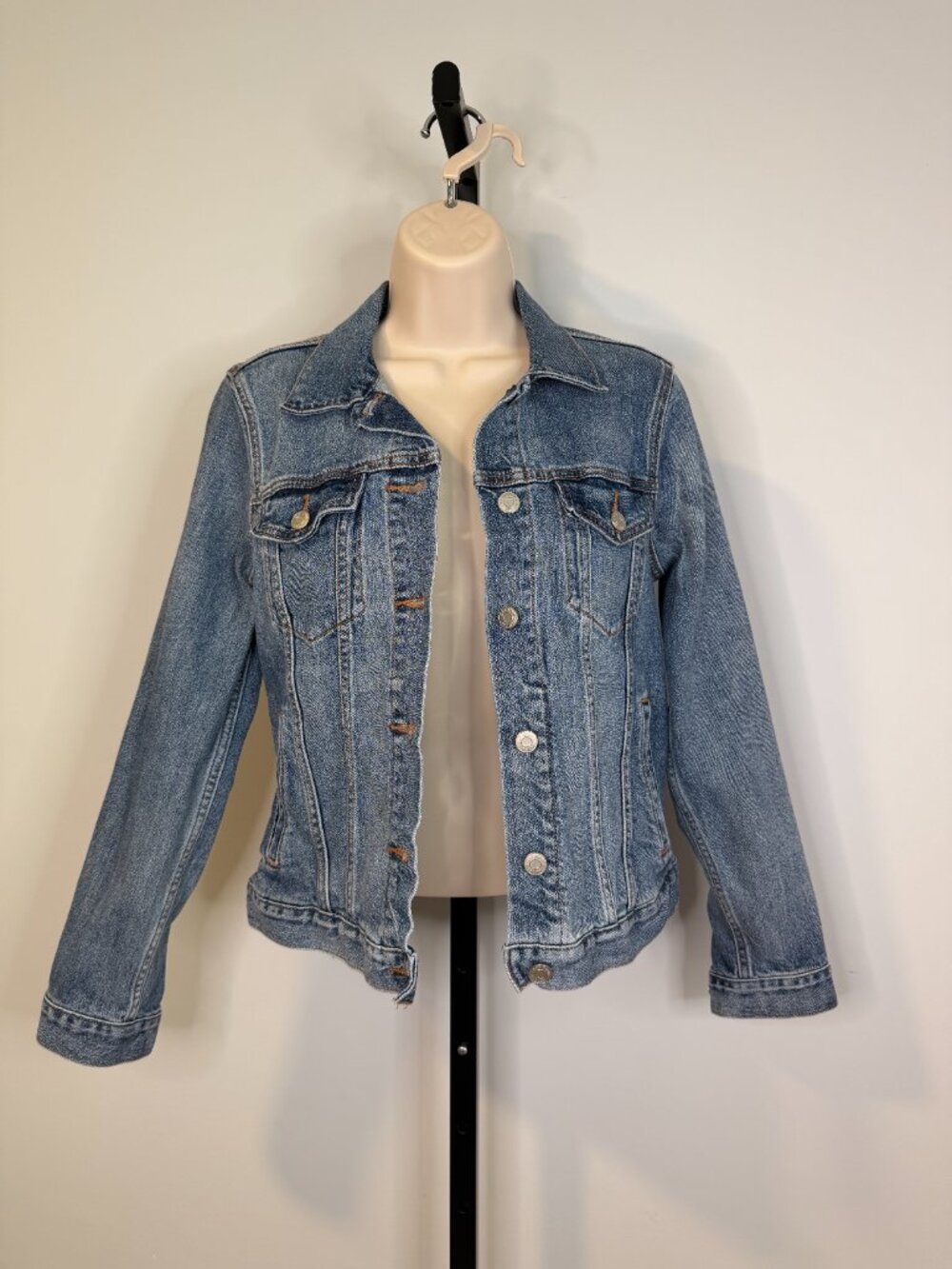 Gap Women's Classic Denim Jean Jacket - Size S